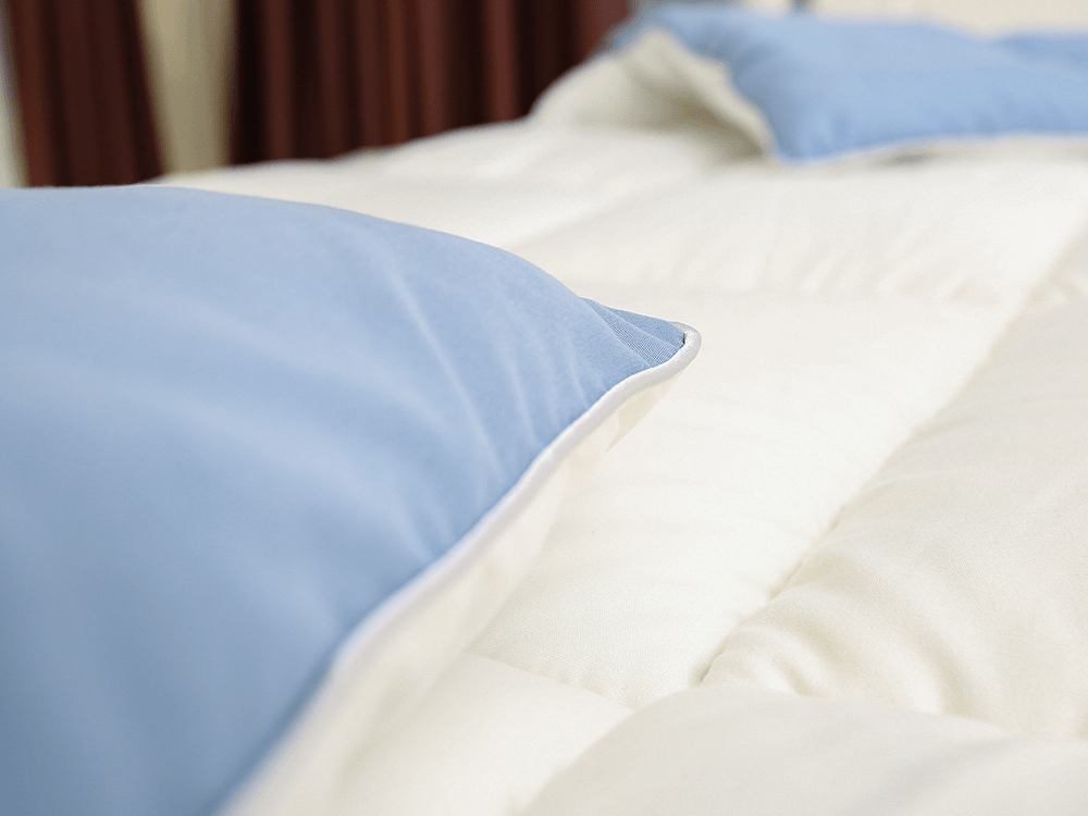 Colcha de poliéster de cor dupla